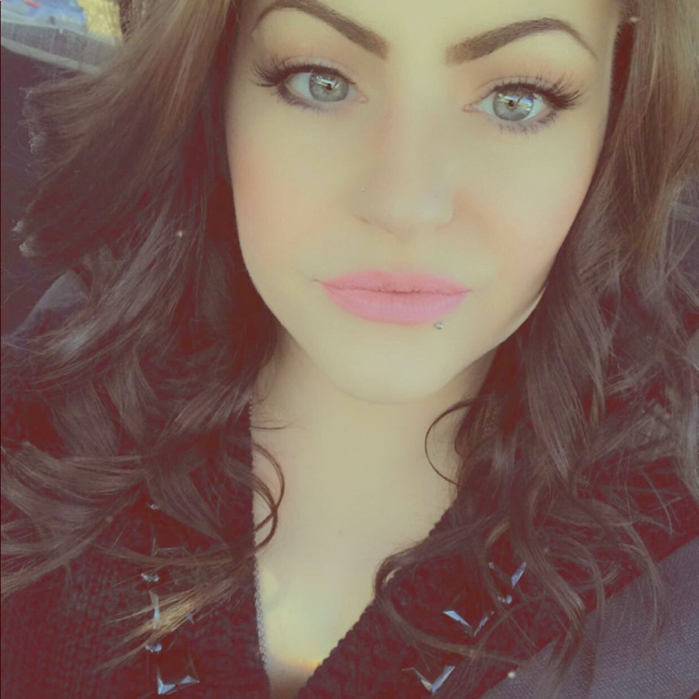 Meet your Posher, Jessica